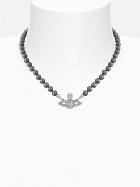 Vivienne Westwood Mini Bas Relief Pearl Choker